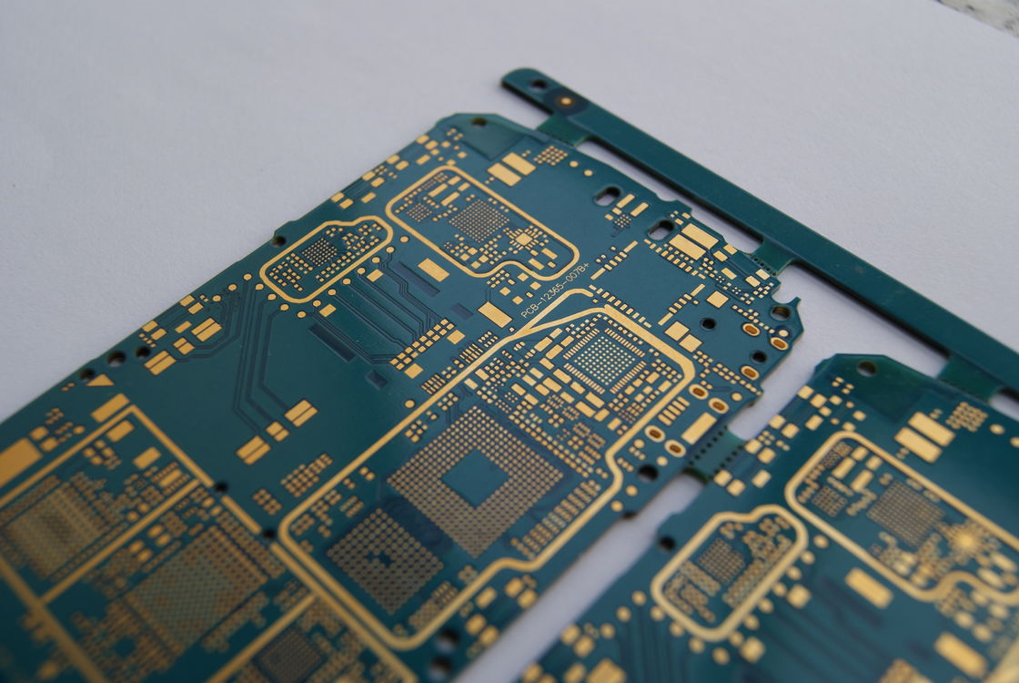 阻力制御 HDI PCBボード 側面比 10 1 と特別要求 ハーフホール HDI 24H まで迅速にターン