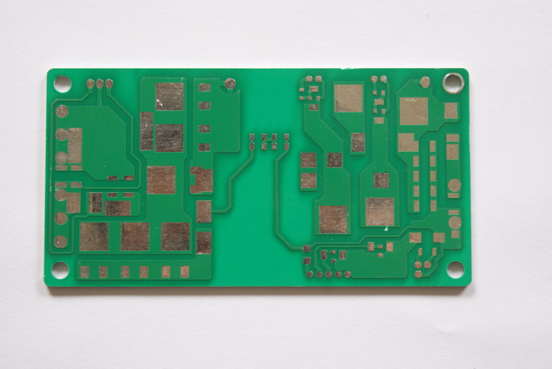 白いシルクスクリーン IMS PCB 定電圧 20KV アプリケーションのために設計