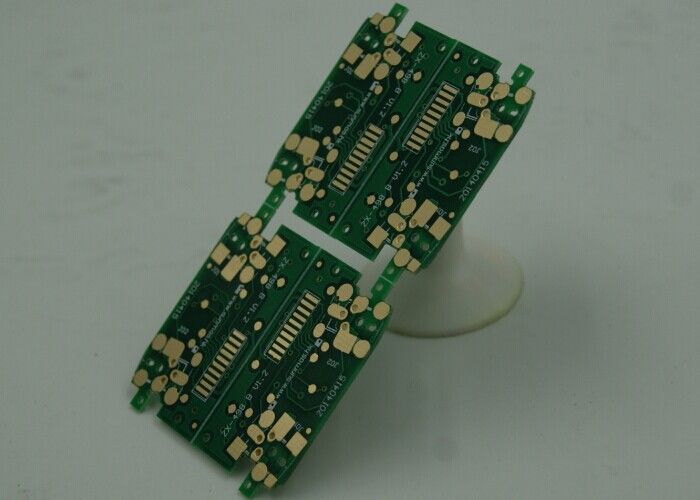 複合層 複合面PCB 1~6オンス銅重量と0.075mm ミニホールダイア