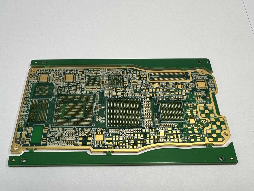 0.1mmレーザードリル 高速PCBボード 0.2mm-6.00mm 高信頼性のためのボード厚さ